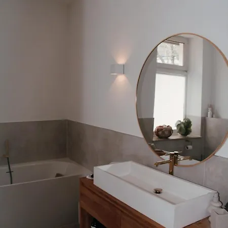 Stilvolle, Moderne Mit Balkon Und Kamin Nahe Duesseldorf&koeln * Wuppertal