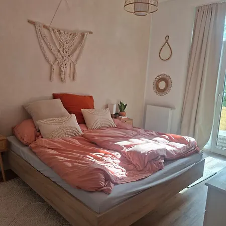 Stilvolle, Moderne Mit Balkon Und Kamin Nahe Duesseldorf&koeln Lejlighed
