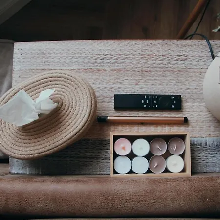 Stilvolle, Moderne Mit Balkon Und Kamin Nahe Duesseldorf&koeln *