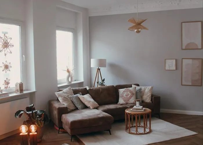 Stilvolle, Moderne Mit Balkon Und Kamin Nahe Duesseldorf&koeln *