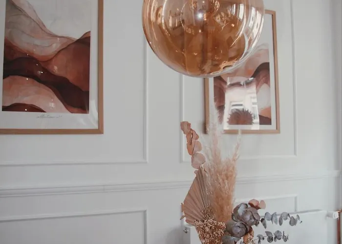 Stilvolle, Moderne Mit Balkon Und Kamin Nahe Duesseldorf&koeln Apartman