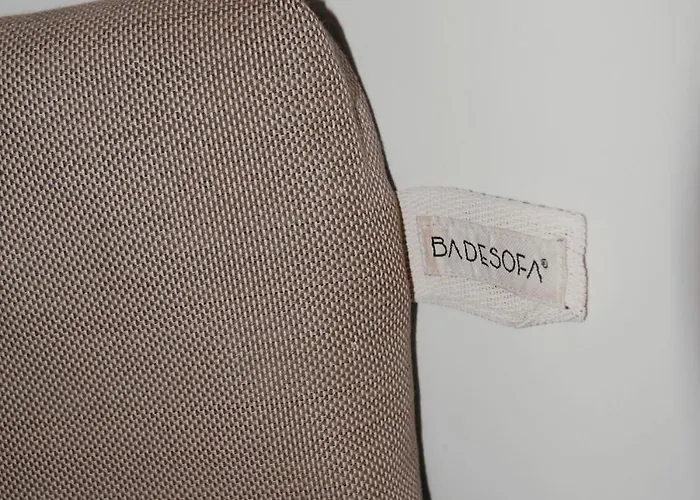 Stilvolle, Moderne Mit Balkon Und Kamin Nahe Duesseldorf&koeln *