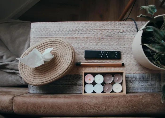 Stilvolle, Moderne Mit Balkon Und Kamin Nahe Duesseldorf&koeln *