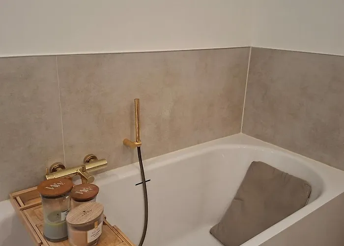 Apartman Stilvolle, Moderne Mit Balkon Und Kamin Nahe Duesseldorf&koeln *