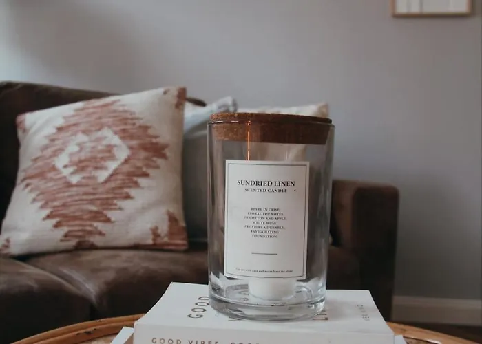 Stilvolle, Moderne Mit Balkon Und Kamin Nahe Duesseldorf&koeln *